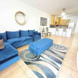 caribe-house.top-hotels-puertorico.com/