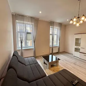 https://apartments-on-sholom-aleikhema.hotelslviv.net